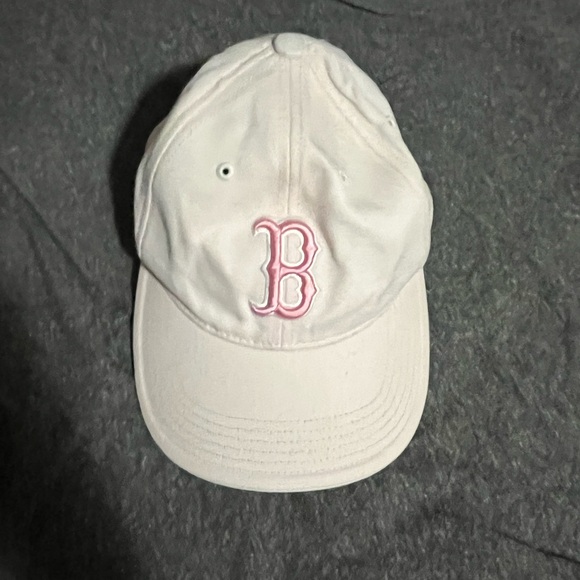 Kids Boston Red Sox Pink Cap - Picture 1 of 2